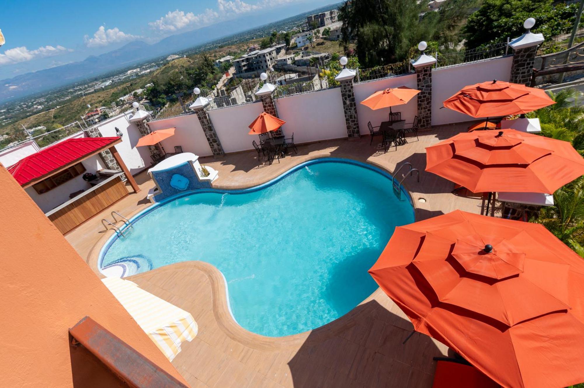 Vivy Hill'S Hotel Port-au-Prince Exterior foto